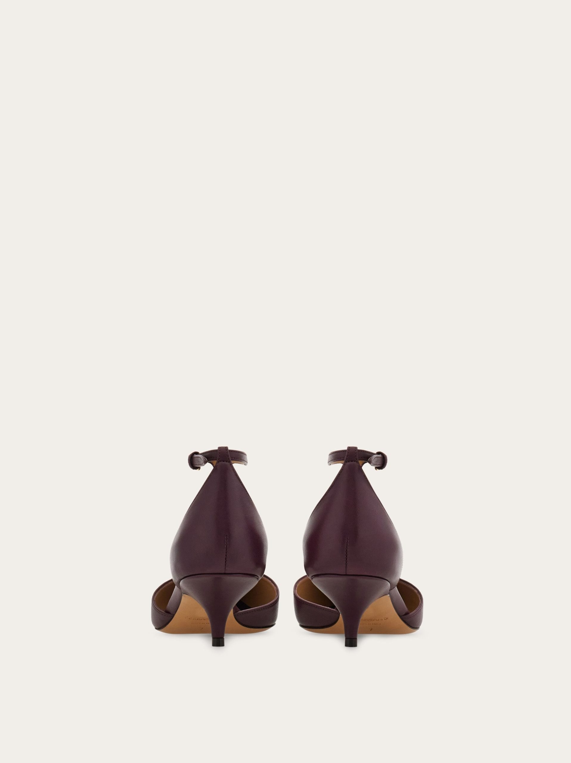 Ferragamo F buckle T-strap pump - Image 2